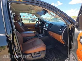 2018 Toyota Sequoia Platinum - miniatura 16
