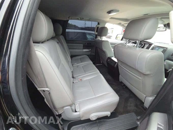 2018 Toyota Sequoia SR5 - miniatura 17
