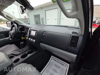 2018 Toyota Sequoia SR5 - miniatura 20