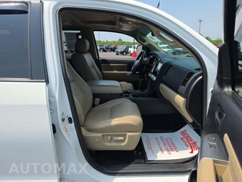 2018 Toyota Sequoia SR5 - miniatura 19