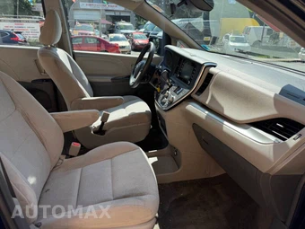 2018 Toyota Sienna L 7-Passenger 119.3" WB - miniatura 10