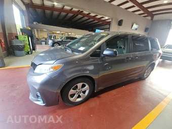2018 Toyota Sienna L 7-Passenger 119.3" WB