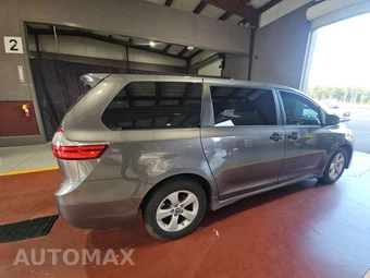 2018 Toyota Sienna L 7-Passenger 119.3" WB - miniatura 4