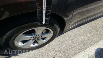 2018 Toyota Sienna LE 8-Passenger 119.3" WB - miniatura 29