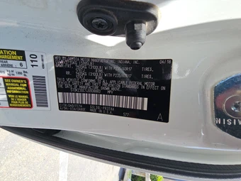 2018 Toyota Sienna LE 8-Passenger 119.3" WB - miniatura 14
