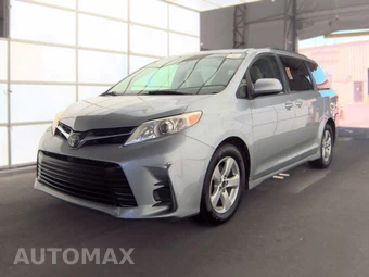 2018 Toyota Sienna LE 8-Passenger 119.3" WB