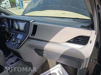 2018 Toyota Sienna LE 8-Passenger 119.3" WB - miniatura 20