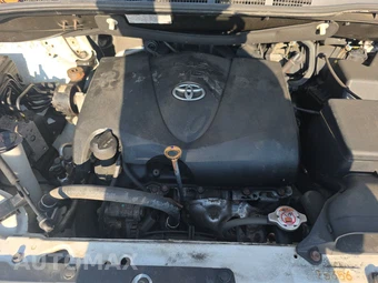 2018 Toyota Sienna LE 8-Passenger 119.3" WB - miniatura 15