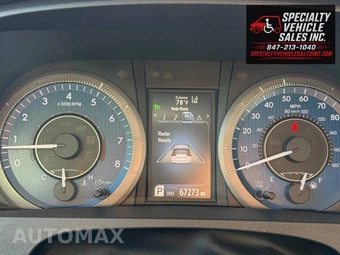 2018 Toyota Sienna LE 8-Passenger 119.3" WB - miniatura 43