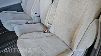 2018 Toyota Sienna LE 8-Passenger 119.3" WB - miniatura 27