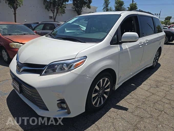 2018 Toyota Sienna Limited 7-Passenger 119.3" WB