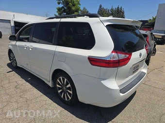 2018 Toyota Sienna Limited 7-Passenger 119.3" WB - miniatura 2