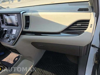 2018 Toyota Sienna Limited Premium 7-Passenger 119.3" WB - miniatura 17