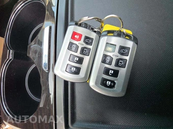 2018 Toyota Sienna Limited Premium 7-Passenger 119.3" WB - miniatura 5