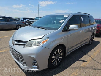 2018 Toyota Sienna Limited Premium 7-Passenger 119.3" WB