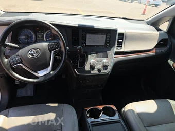 2018 Toyota Sienna Limited Premium 7-Passenger 119.3" WB - miniatura 11