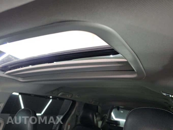 2018 Toyota Sienna SE 8-Passenger 119.3" WB - miniatura 11