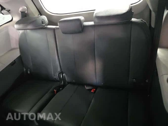 2018 Toyota Sienna SE 8-Passenger 119.3" WB - miniatura 14