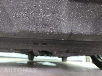 2018 Toyota Sienna SE 8-Passenger 119.3" WB - miniatura 21