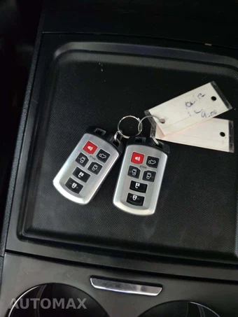 2018 Toyota Sienna SE 8-Passenger 119.3" WB - miniatura 8