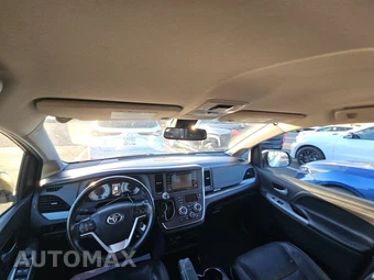 2018 Toyota Sienna SE 8-Passenger 119.3" WB - miniatura 11