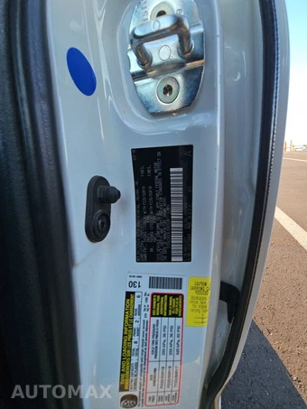 2018 Toyota Sienna SE 8-Passenger 119.3" WB - miniatura 14