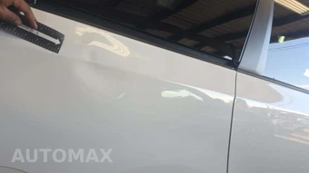 2018 Toyota Sienna SE 8-Passenger 119.3" WB - miniatura 26