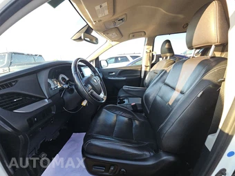 2018 Toyota Sienna SE 8-Passenger 119.3" WB - miniatura 7