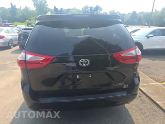 2018 Toyota Sienna XLE 7-Passenger 119.3" WB - miniatura 5