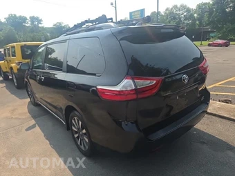 2018 Toyota Sienna XLE 7-Passenger 119.3" WB - miniatura 6