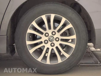 2018 Toyota Sienna XLE 8-Passenger 119.3" WB - miniatura 12