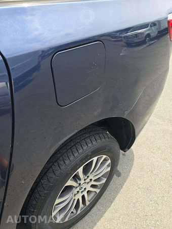 2018 Toyota Sienna XLE 8-Passenger 119.3" WB - miniatura 25