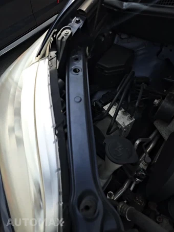 2018 Toyota Sienna XLE 8-Passenger 119.3" WB - miniatura 32