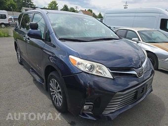 2018 Toyota Sienna XLE 8-Passenger 119.3" WB - miniatura 4