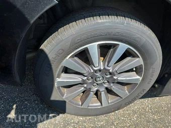 2018 Toyota Sienna XLE Premium 7-Passenger 119.3" WB - miniatura 10
