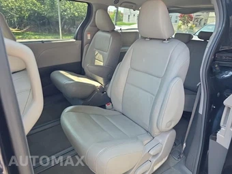 2018 Toyota Sienna XLE Premium 7-Passenger 119.3" WB - miniatura 16