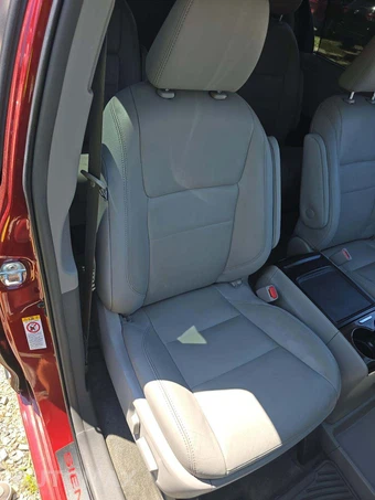 2018 Toyota Sienna XLE Premium 8-Passenger 119.3" WB - miniatura 19