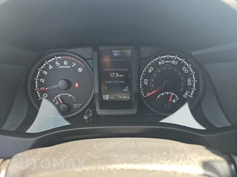 2018 Toyota Tacoma SR Crew Cab Medium Bed - miniatura 12
