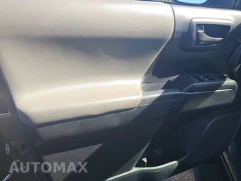 2018 Toyota Tacoma SR Crew Cab Medium Bed - miniatura 9