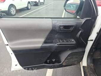 2018 Toyota Tacoma SR Crew Cab Medium Bed - miniatura 15
