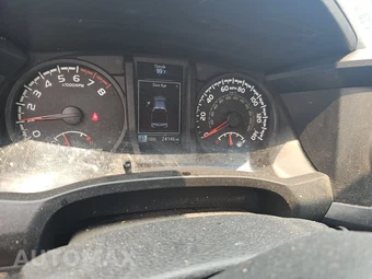 2018 Toyota Tacoma SR Crew Cab Medium Bed - miniatura 18