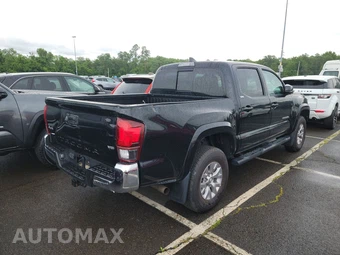 2018 Toyota Tacoma SR5 - miniatura 4