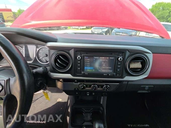 2018 Toyota Tacoma SR5 Crew Cab Medium Bed - miniatura 10