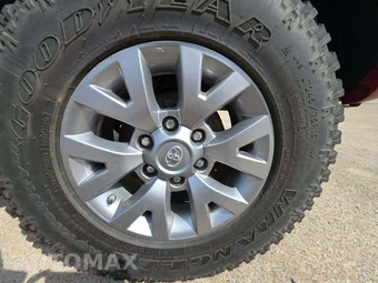 2018 Toyota Tacoma SR5 Crew Cab Medium Bed - miniatura 32