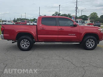 2018 Toyota Tacoma SR5 Crew Cab Medium Bed - miniatura 5