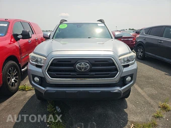 2018 Toyota Tacoma SR5 Crew Cab Medium Bed - miniatura 2