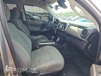 2018 Toyota Tacoma SR5 Crew Cab Medium Bed - miniatura 8
