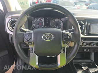 2018 Toyota Tacoma SR5 Crew Cab Medium Bed - miniatura 10