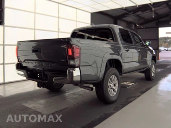 2018 Toyota Tacoma SR5 Crew Cab Medium Bed - miniatura 4
