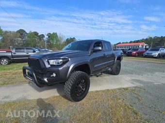 2018 Toyota Tacoma SR5 Crew Cab Medium Bed